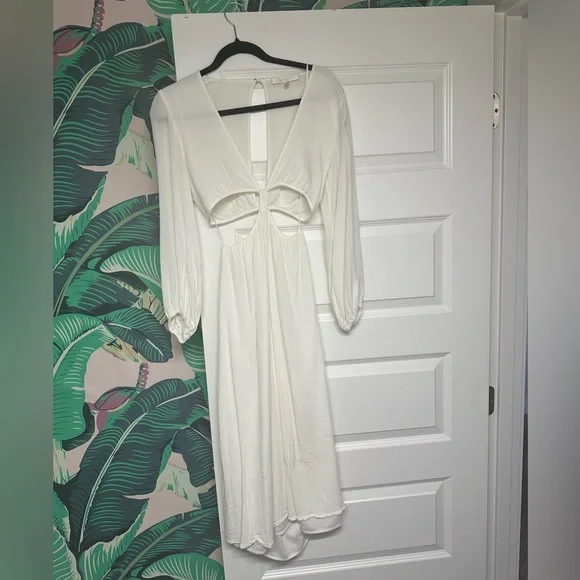 WAYF Cut out maxi dress